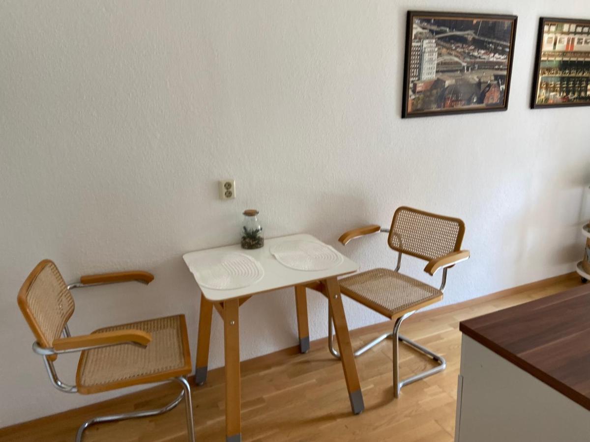 Schoene Ferienwohnung Mit Kostenlosem Parkplatz คอตต์บุส ภายนอก รูปภาพ